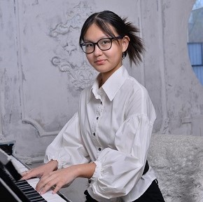 Мұратбек Қырмызы